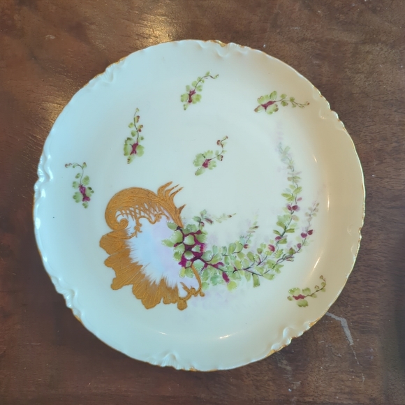 Set 4 Antique hand painted H&C France decorative plates 8.5" excellent conditio - Picture 5 of 11